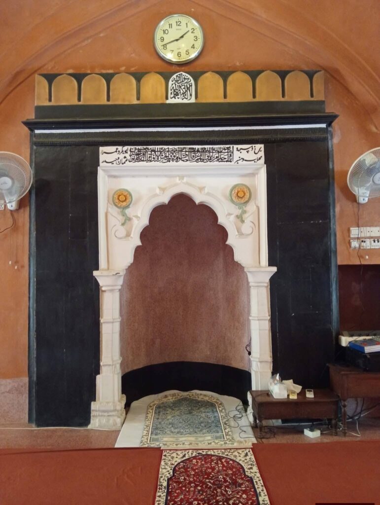 আম্বর শাহ জামে মসজিদের মিহরাব